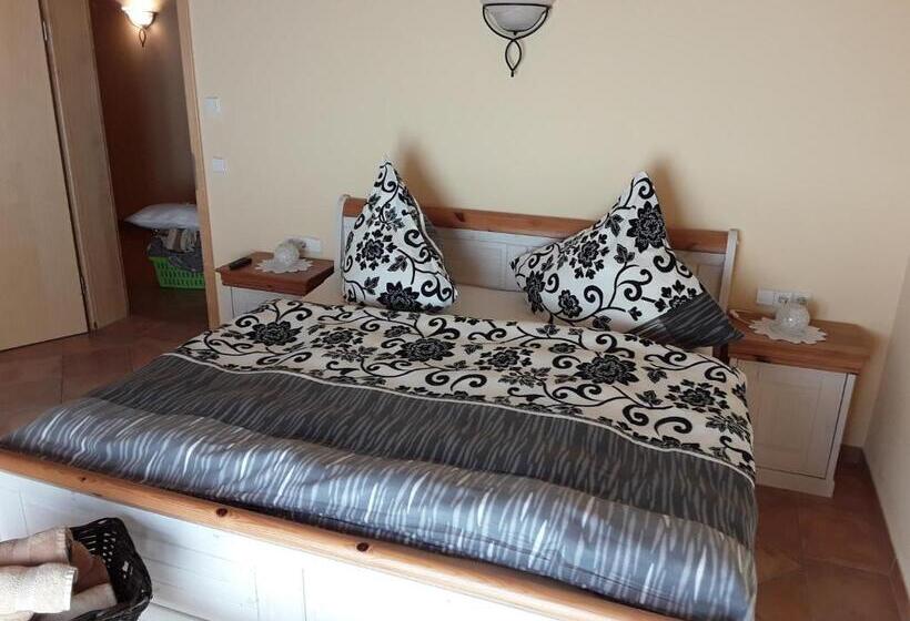 经济房, Mediterraneo