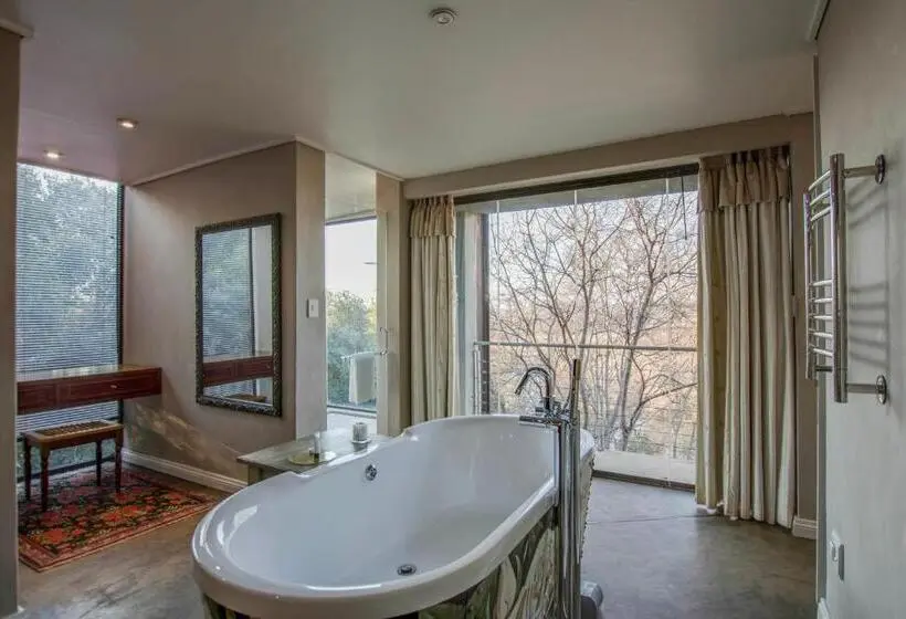 اتاق اجرایی با تخت بزرگ, Migdash Guesthouse