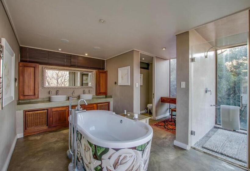 이그제큐티브 룸 킹사이즈 침대, Migdash Guesthouse