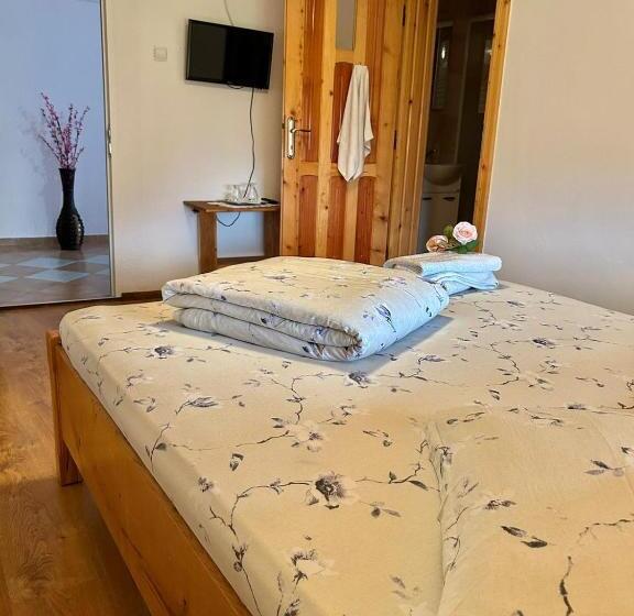 Номер Стандарт, Pensiunea Casa Nina