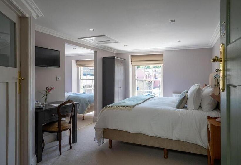 סוויטה משפחתית, Bistro Lotte