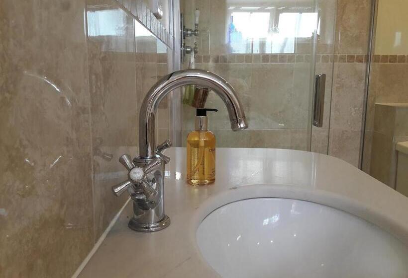 غرفة ديلوكس, Clock House B&b