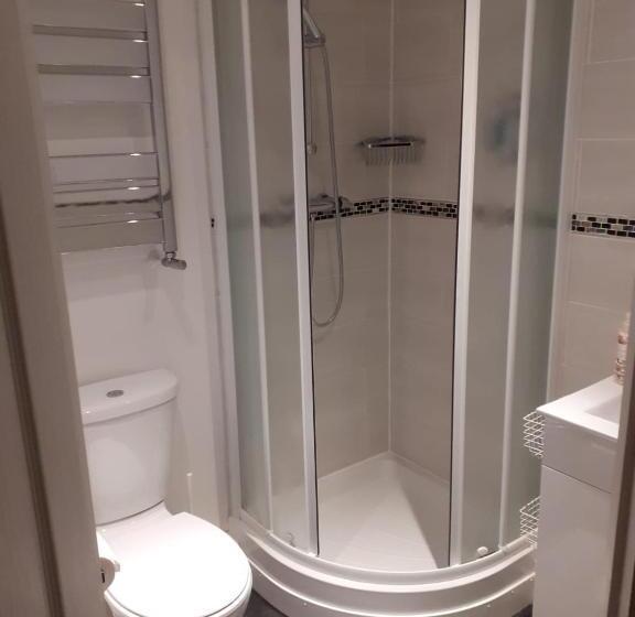 חדר סטנדרט עם מיטת קינג, Coast 77 B&b