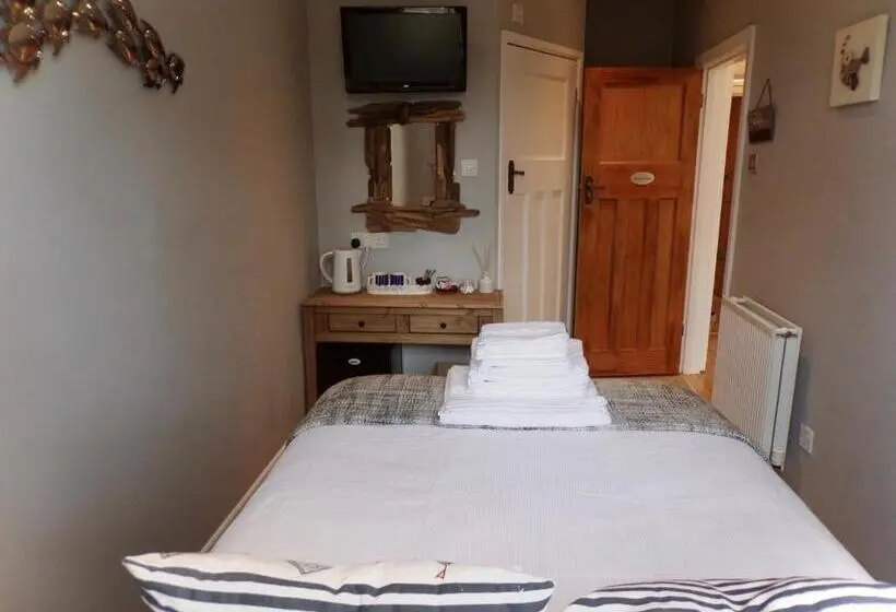 Habitació Basic, Coast 77 B&b
