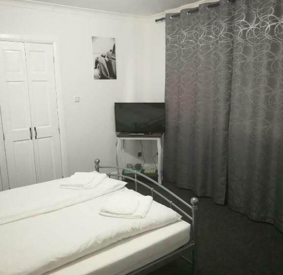 디럭스 룸, Royal Guest House Ii