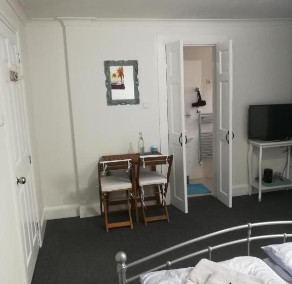 스탠다드 룸, Royal Guest House Ii