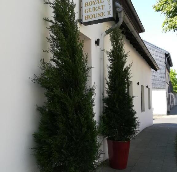 디럭스 룸, Royal Guest House Ii