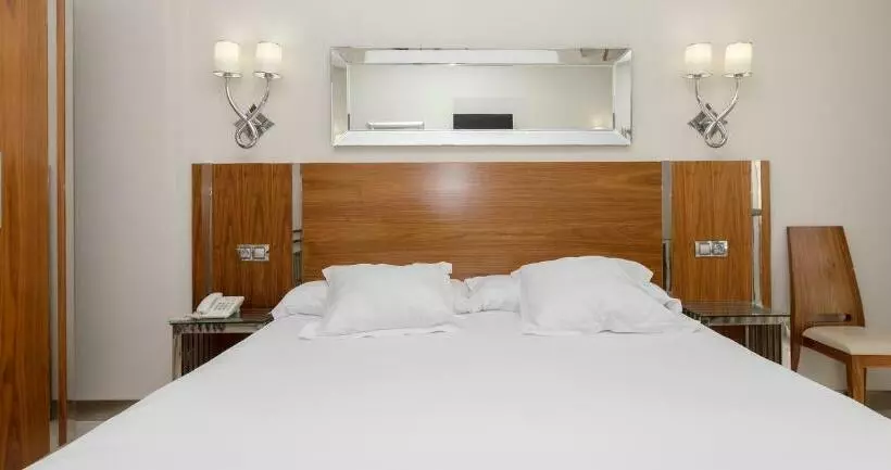 اتاق استاندارد, Gran Hotel Corona Sol