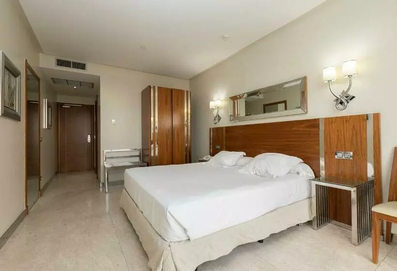 اتاق استاندارد, Gran Hotel Corona Sol