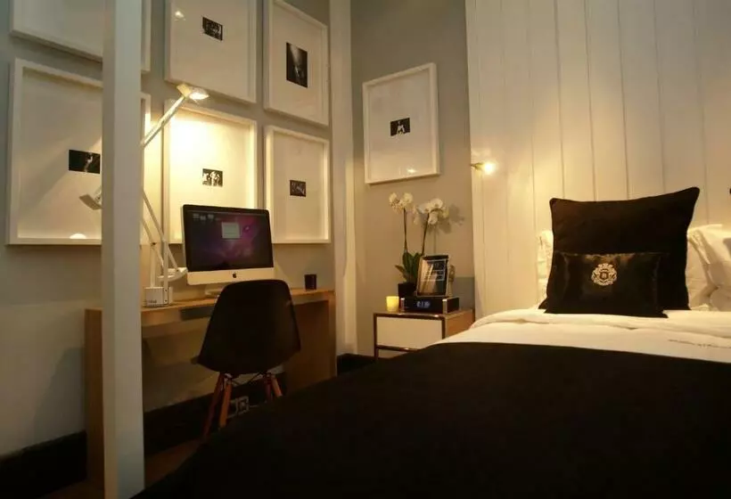 Quarto superior, Browns Downtown