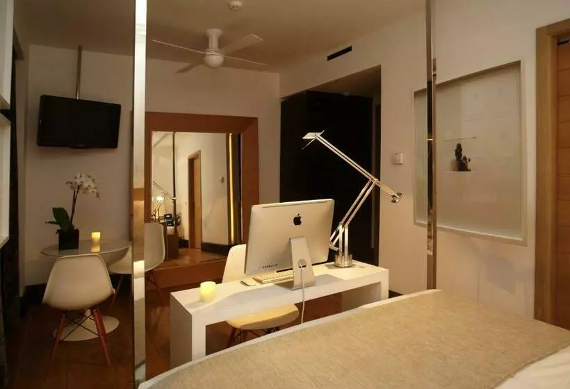 Quarto superior, Browns Downtown
