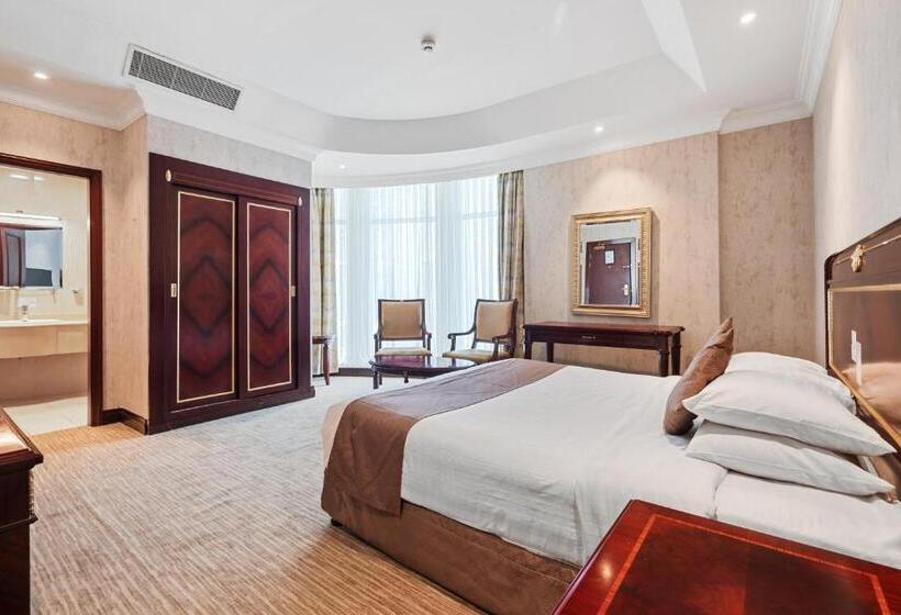 اتاق سوپریور, Chairmen