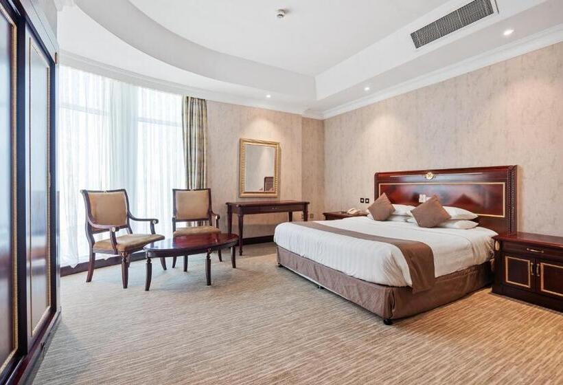 اتاق سوپریور, Chairmen