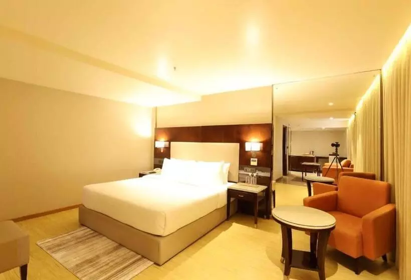 Deluxe-huone, Citadel Sarovar Portico Bengaluru