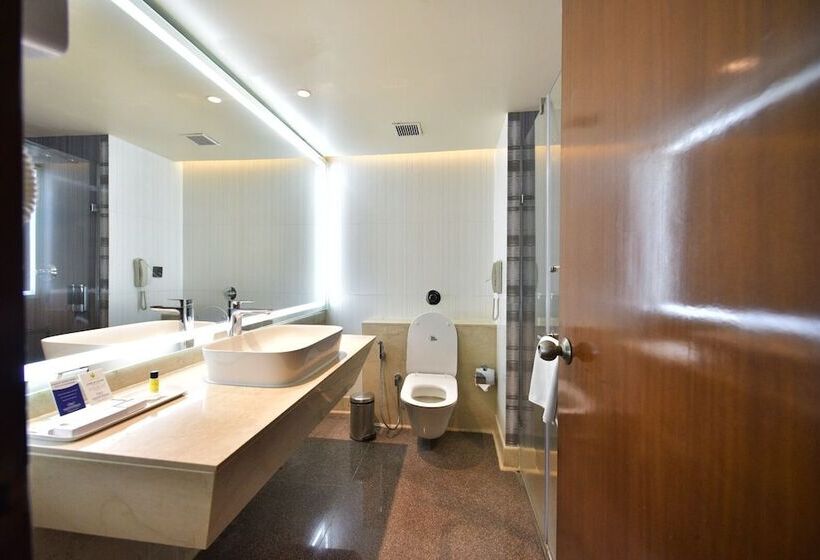 اتاق لوکس, Citadel Sarovar Portico Bengaluru