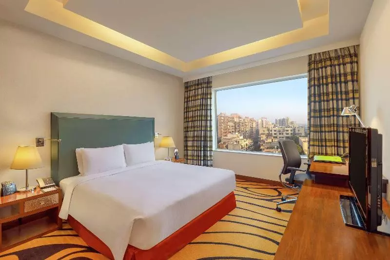 キングサイズベッドのエクゼクティブルーム, Doubletree By Hilton Hotel Gurgaon   New Delhi Ncr
