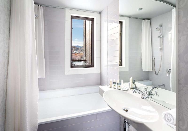 اتاق لوکس با تخت بزرگ, Doubletree By Hilton Queenstown