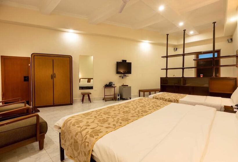 غرفة عائلية, Grand Hotel Mumbai Ballard Estate, Fort