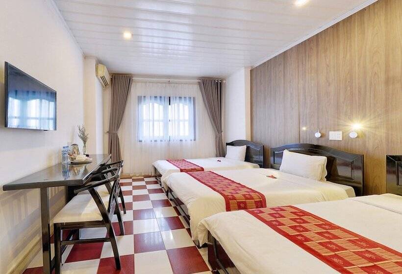 اتاق سوپریور سه تخته, Hai Yen