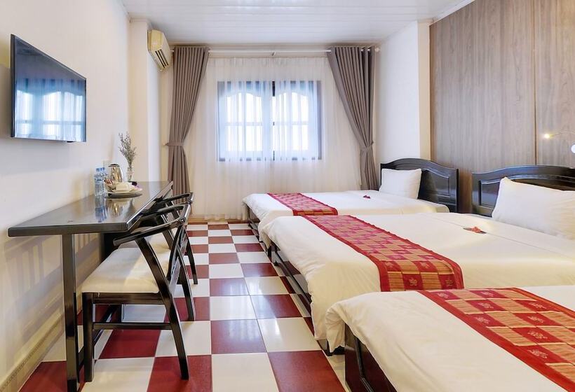 اتاق سوپریور سه تخته, Hai Yen