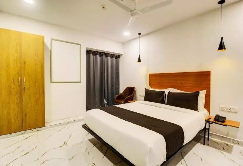 トリプルクラシックルーム, Collection O Rcc Hotel Banjara Hills