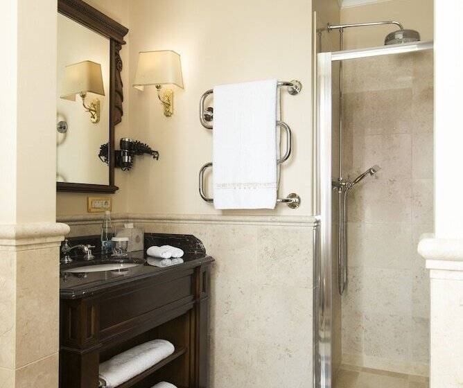 اتاق استاندارد یک نفره, Nobil Luxury Boutique