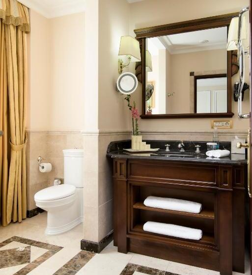 اتاق استاندارد یک نفره, Nobil Luxury Boutique