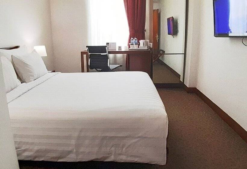 Номер Deluxe, Park Hotel Cawang   Jakarta