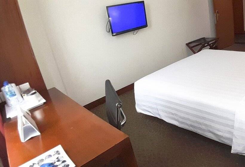 Номер Deluxe, Park Hotel Cawang   Jakarta