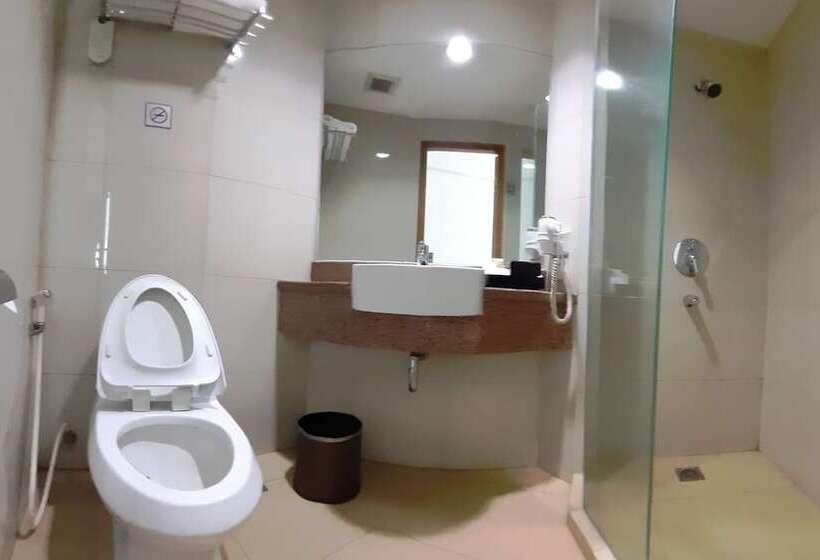 Номер Deluxe, Park Hotel Cawang   Jakarta