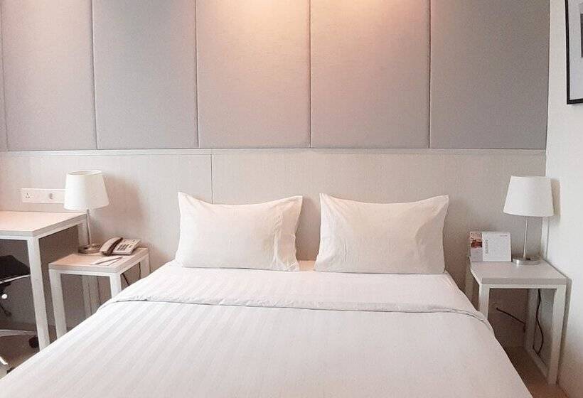 Номер Superior, Park Hotel Cawang   Jakarta