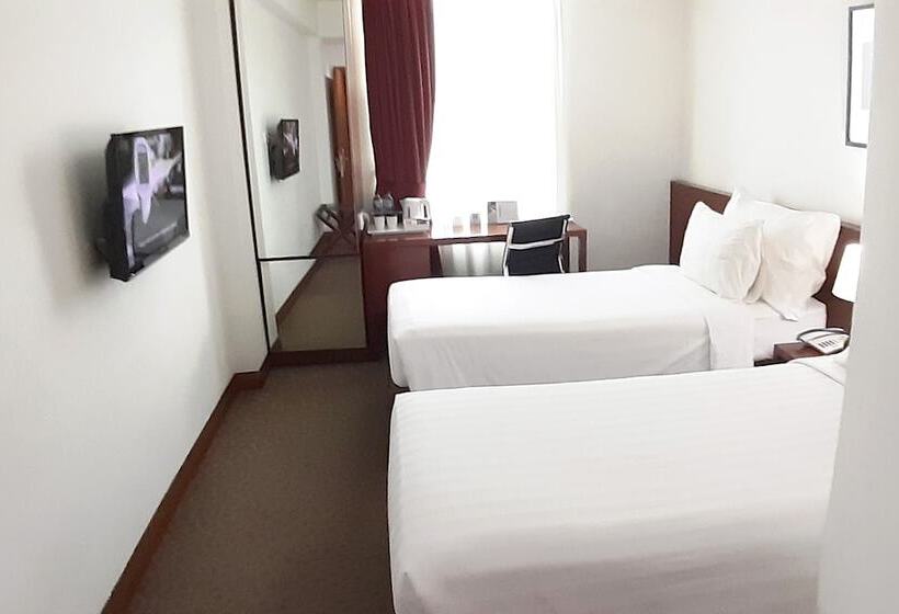 Номер Deluxe, Park Hotel Cawang   Jakarta