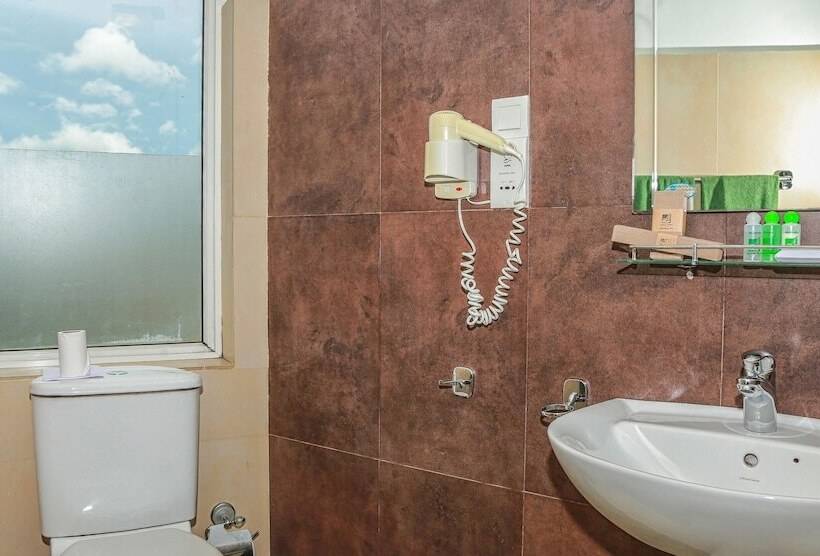 Standardzimmer, Senani