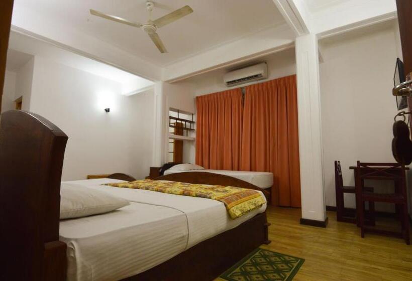 غرفة قياسية ثلاثية, Siyanco Holiday Resort