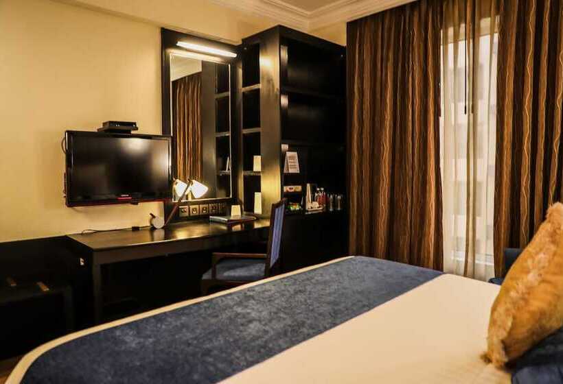 이그제큐티브 룸, Sterlings Mac