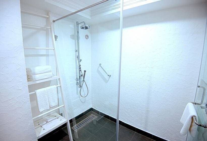 프리미엄 룸, Sterlings Mac