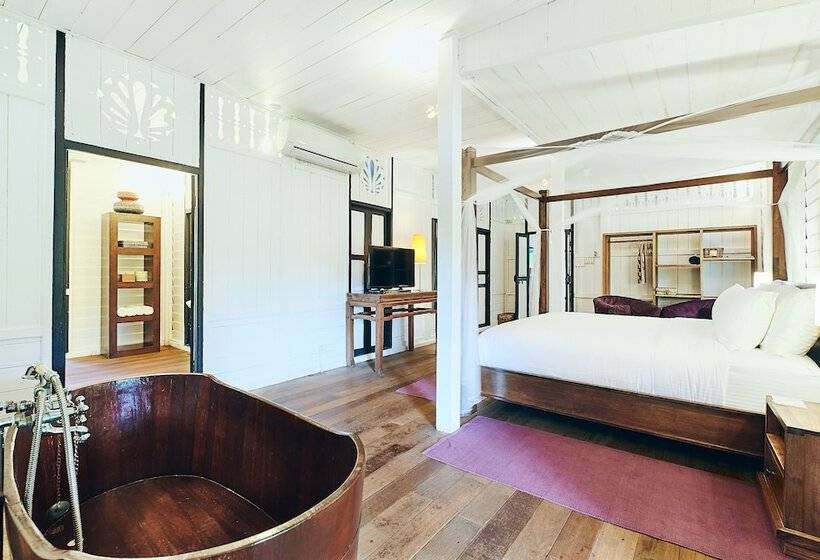 Люкс Deluxe 2 Спальни, Temple Tree Resort