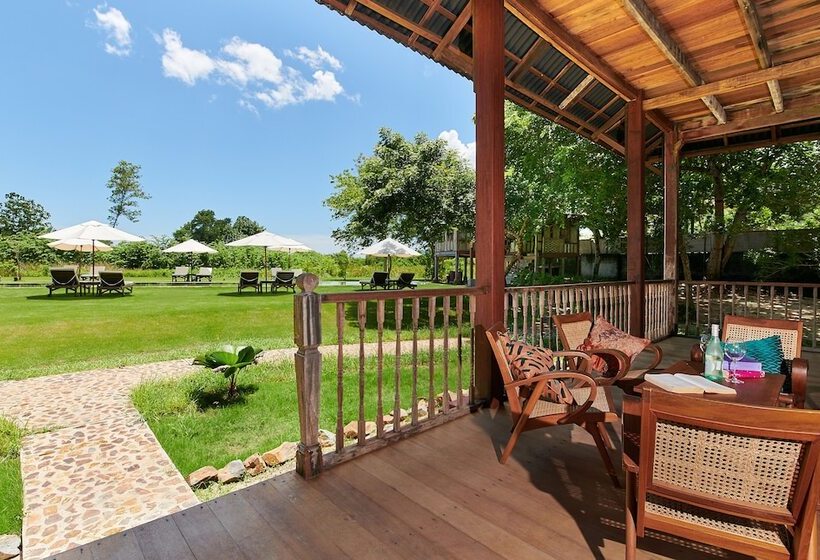 2 Bedroom Suite Pool View, Temple Tree Resort