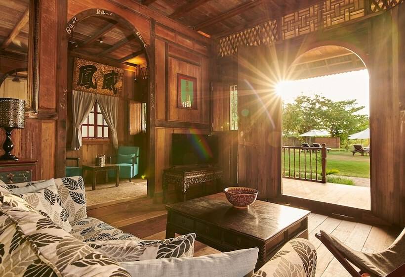 2 Bedroom Suite Pool View, Temple Tree Resort