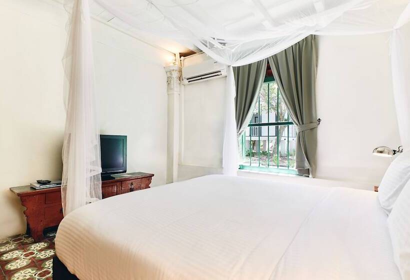 스위트, Temple Tree Resort