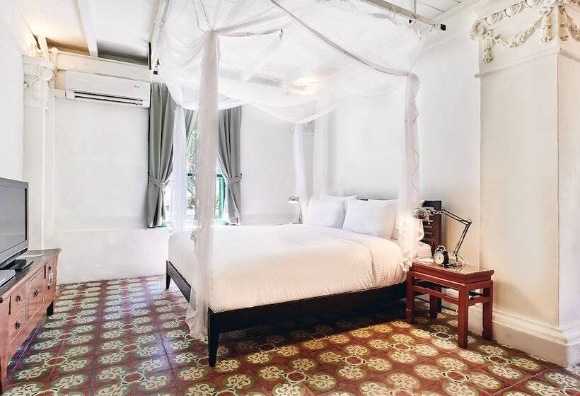 스위트, Temple Tree Resort