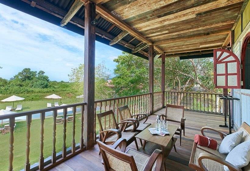 2 Bedroom Suite Pool View, Temple Tree Resort