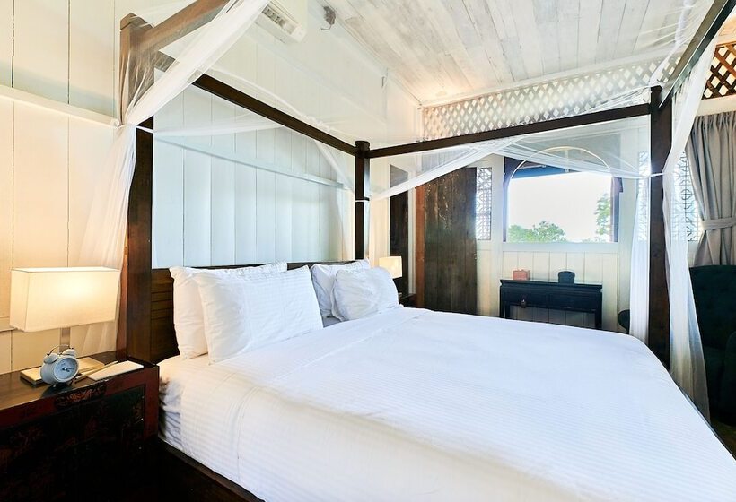 2 Bedroom Suite Pool View, Temple Tree Resort