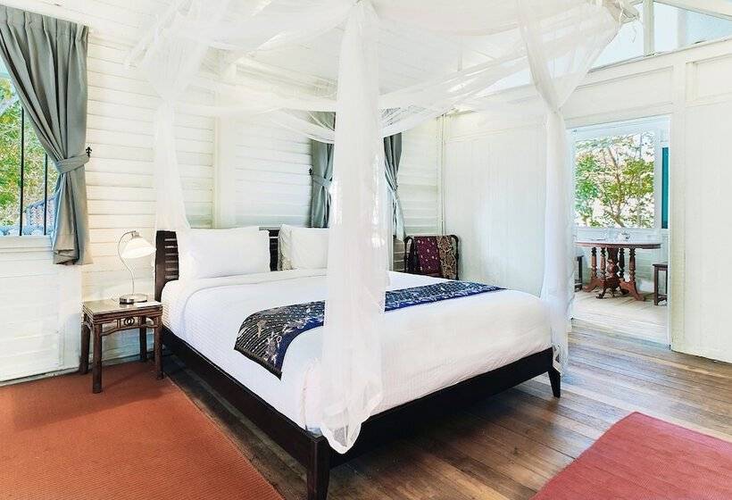 스위트, Temple Tree Resort