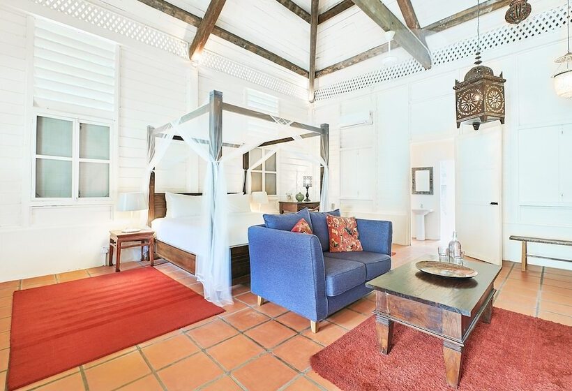 Люкс, Temple Tree Resort