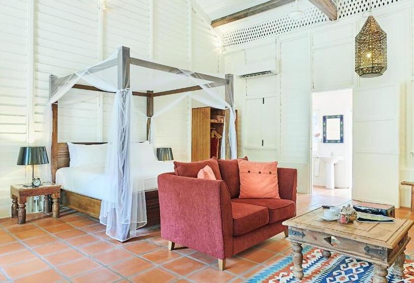 Люкс, Temple Tree Resort