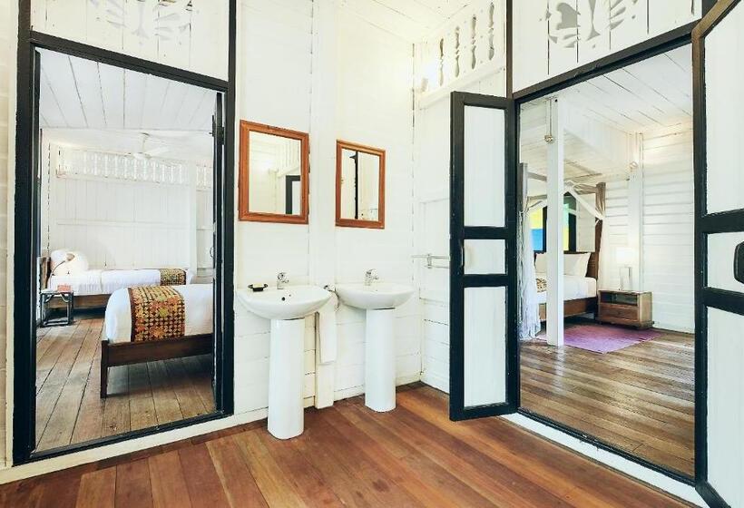 Люкс Deluxe 2 Спальни, Temple Tree Resort