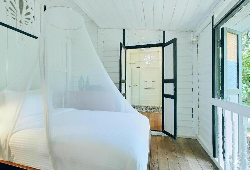 Люкс Deluxe 2 Спальни, Temple Tree Resort