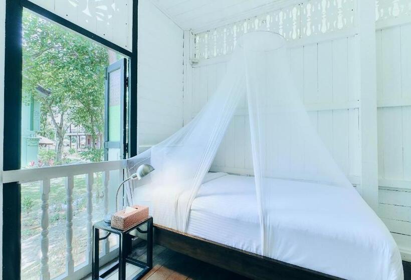 Люкс Deluxe 2 Спальни, Temple Tree Resort