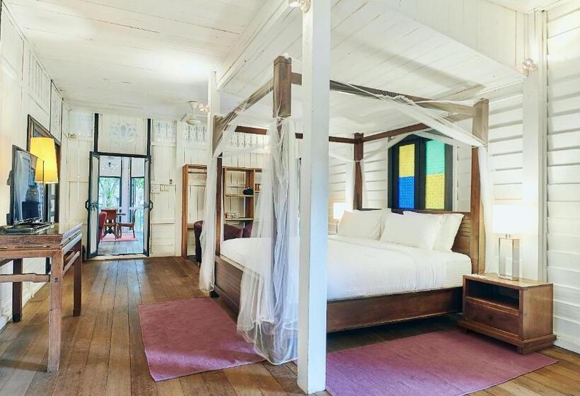 Люкс Deluxe 2 Спальни, Temple Tree Resort